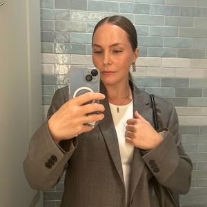 Meet your Posher, Jane